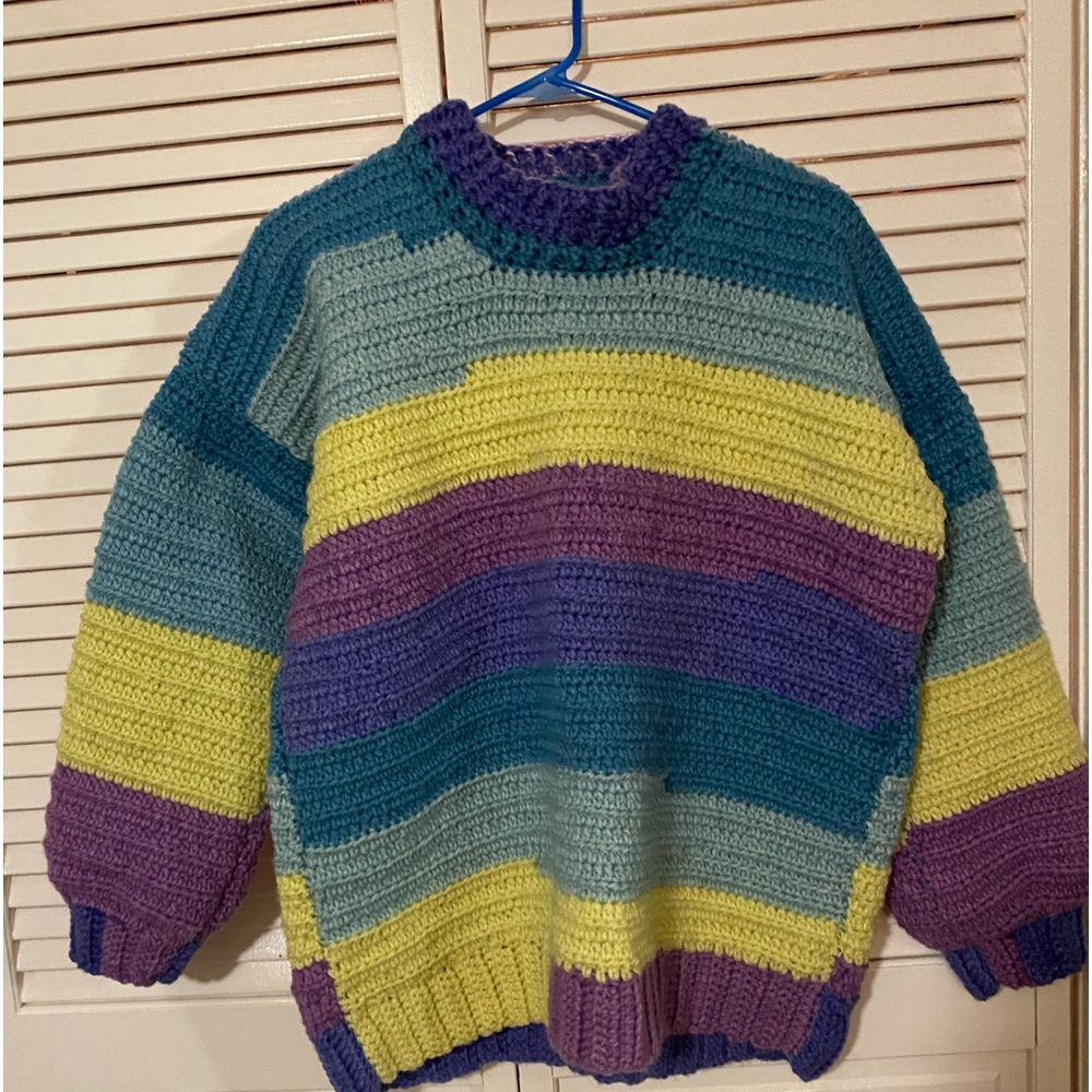 One of a kind Hand crocheted sweater. Size xl. New